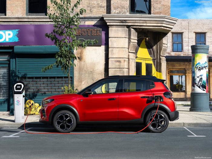 Citroen e-C3: Το μικρό ηλεκτρικό που είναι «ό,τι πρέπει» για την πόλη Citroen e-C3: Το μικρό ηλεκτρικό που είναι «ό,τι πρέπει» για την πόλη